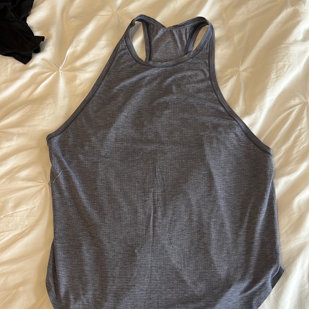 Lululemon razorback